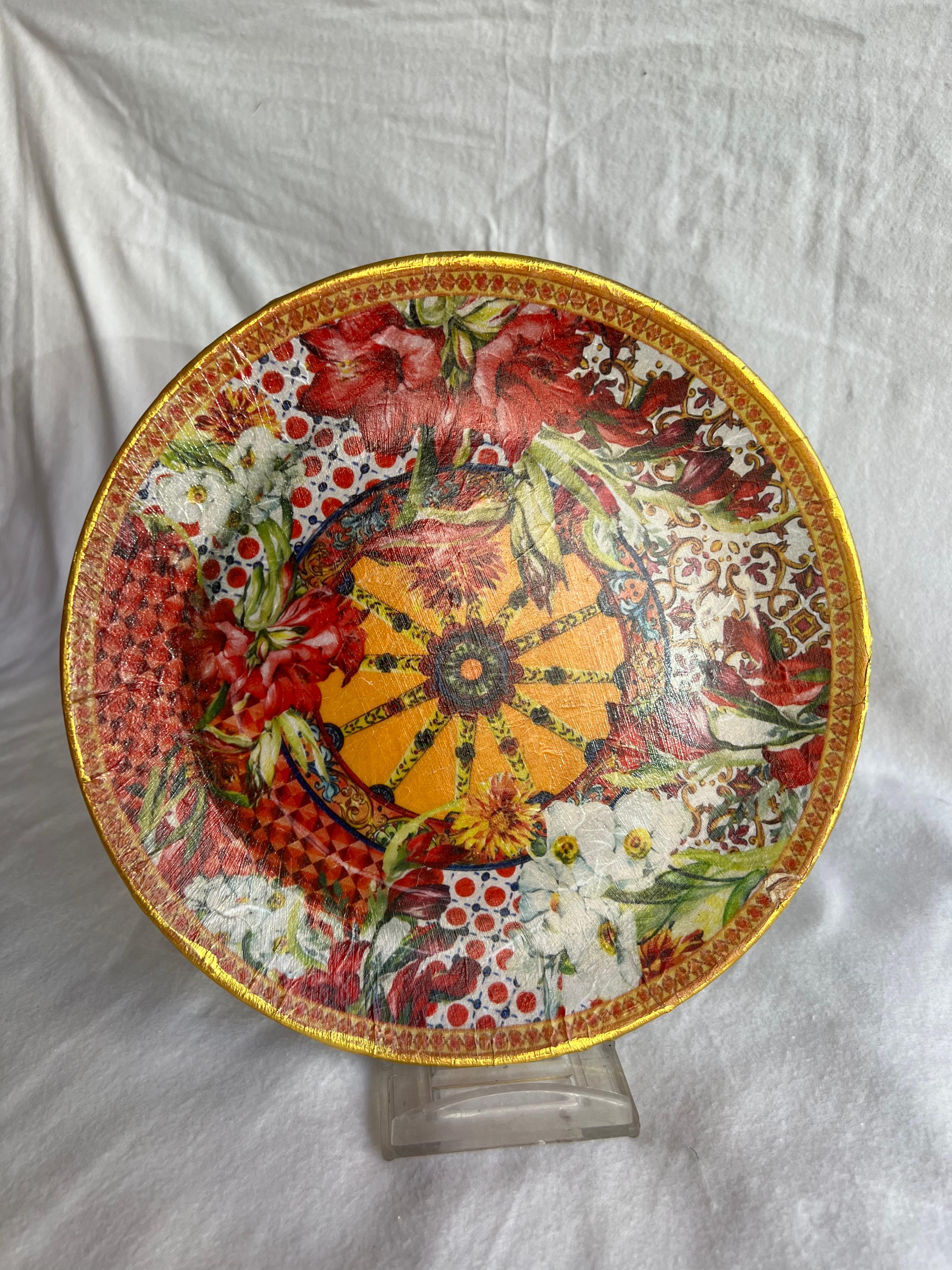 Dekoratif Yuvarlak Tabaklar